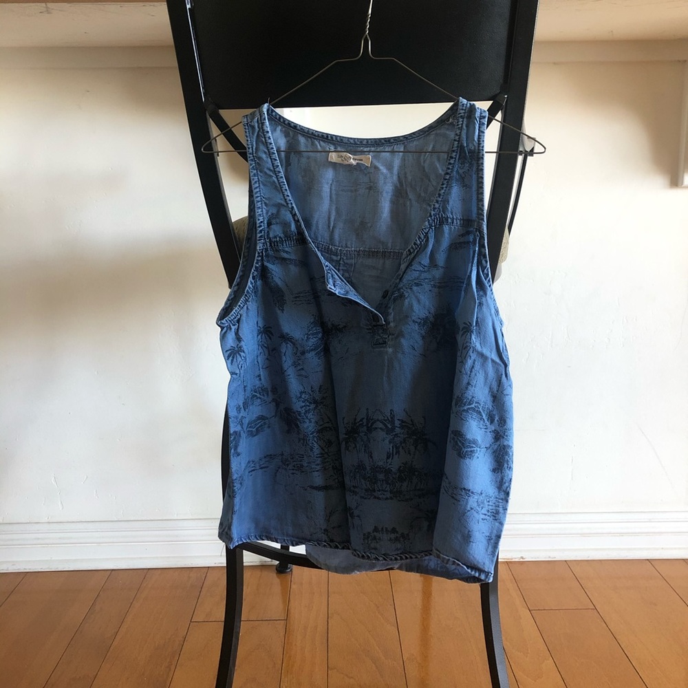 Blue tank flowy tank top